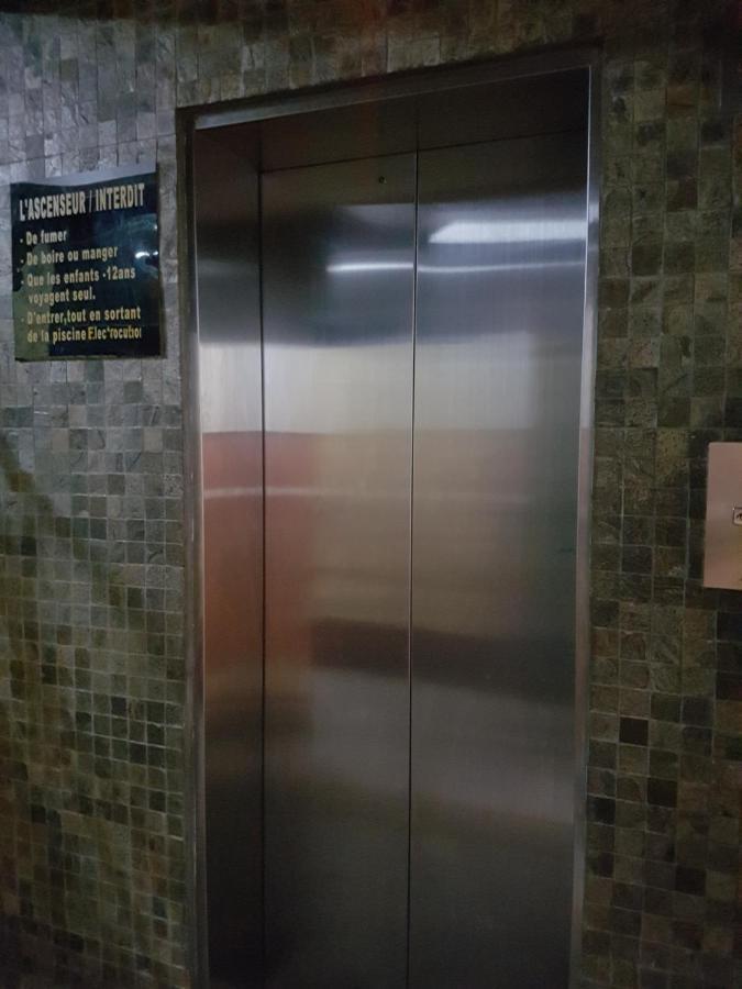 Sikamifer Quatre Bornes Bagian luar foto
